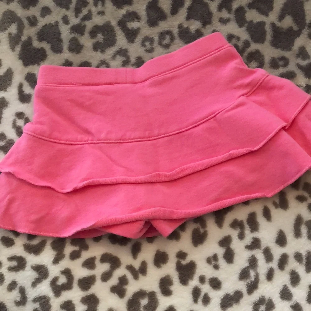 2006 Old Navy Skirt and Graphic Onesie Bundle Outfit in Pink Size 3-6 Months